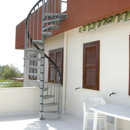 公寓 Santa Cristina Village 克罗托内